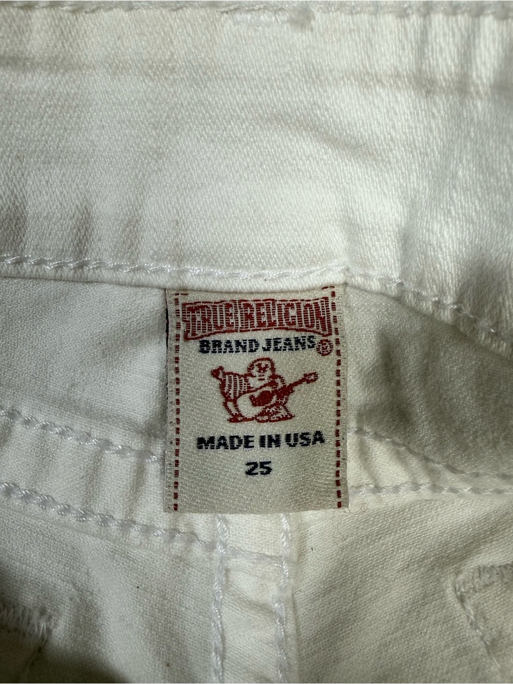 True Religion Women's White Cuffed Denim Shorts size 25 - Picture 6 of 12